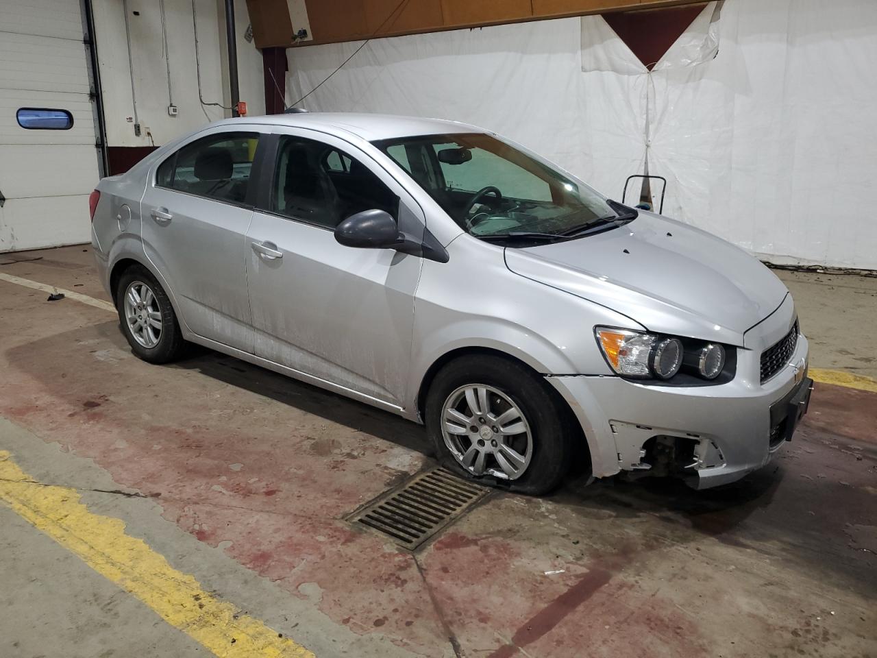 2016 Chevrolet Sonic VIN 1G1JC5SH2G4152756 Copart auction photo, front end / minor dent/scratches damage thumbnail 4