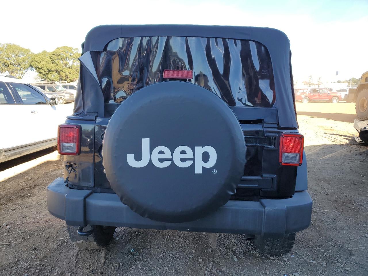 2015 Jeep Wrangler VIN 1C4BJWDG2FL745002 Copart auction photo, front end / side damage thumbnail 6