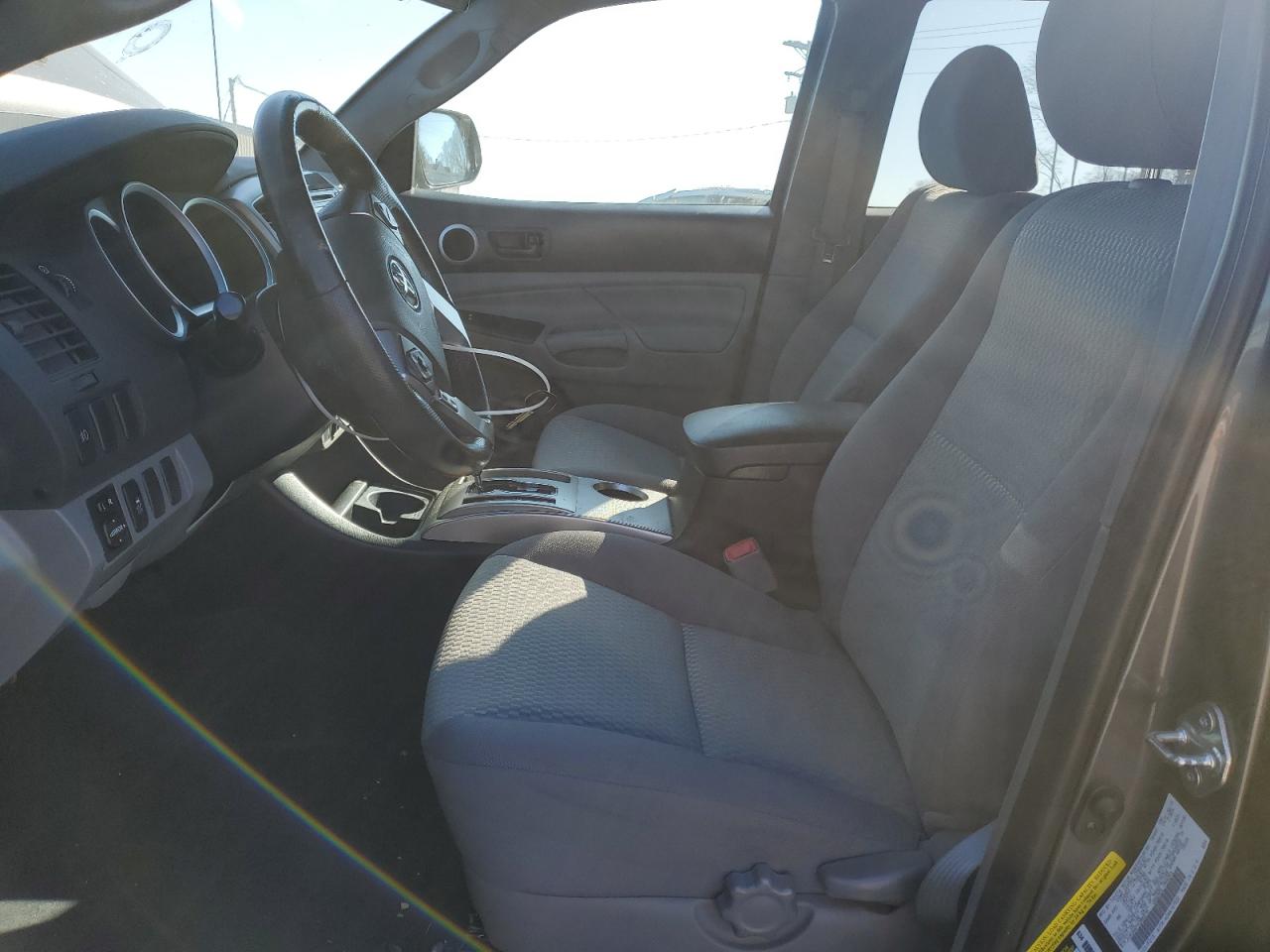 2015 Toyota Tacoma VIN 5TFJU4GN4FX086978 Copart auction photo, front end / minor dent/scratches damage thumbnail 7