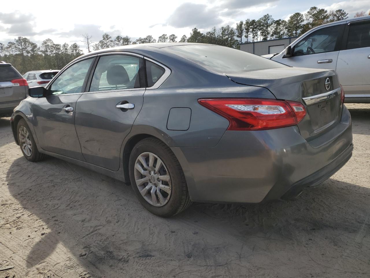 2017 Nissan Altima VIN 1N4AL3AP5HC188751 Copart auction photo, front end / rear end damage thumbnail 2