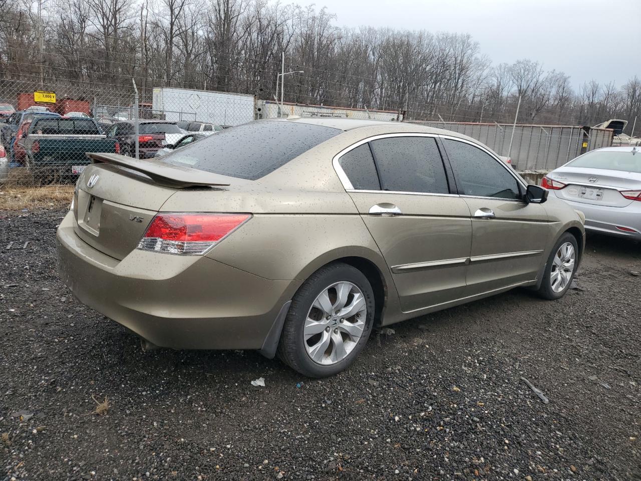 2009 Honda Accord VIN 1HGCP36869A023864 Copart auction photo, mechanical / minor dent/scratches damage thumbnail 3