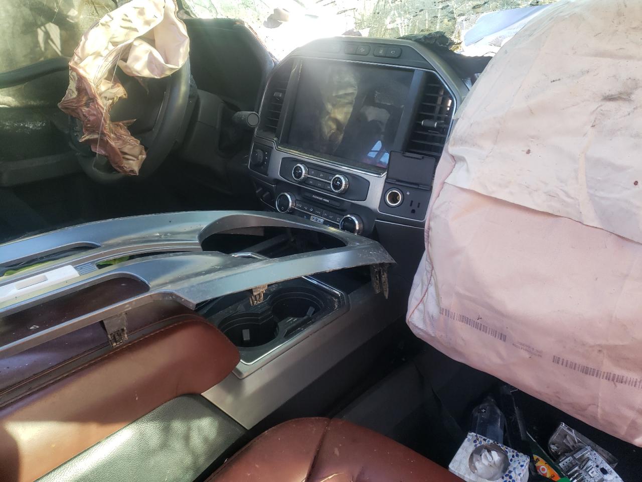 2022 Ford F450 VIN 1FT8W4DT4NEC32110 Copart auction photo, all over / missing/altered vin damage thumbnail 8