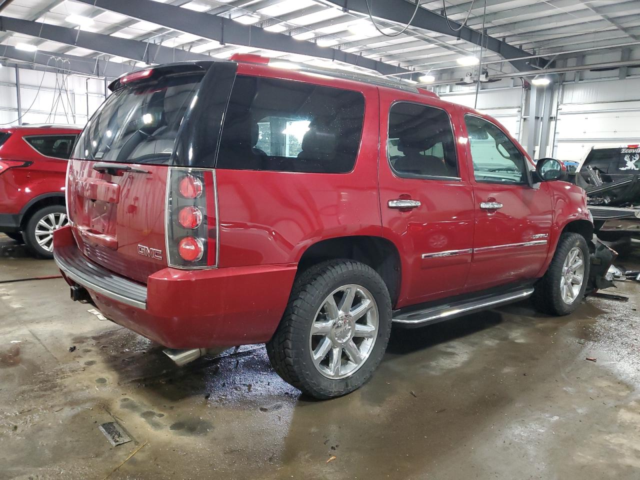 2013 GMC Yukon VIN 1GKS2EEF8DR216696 Copart auction photo, front end / side damage thumbnail 3