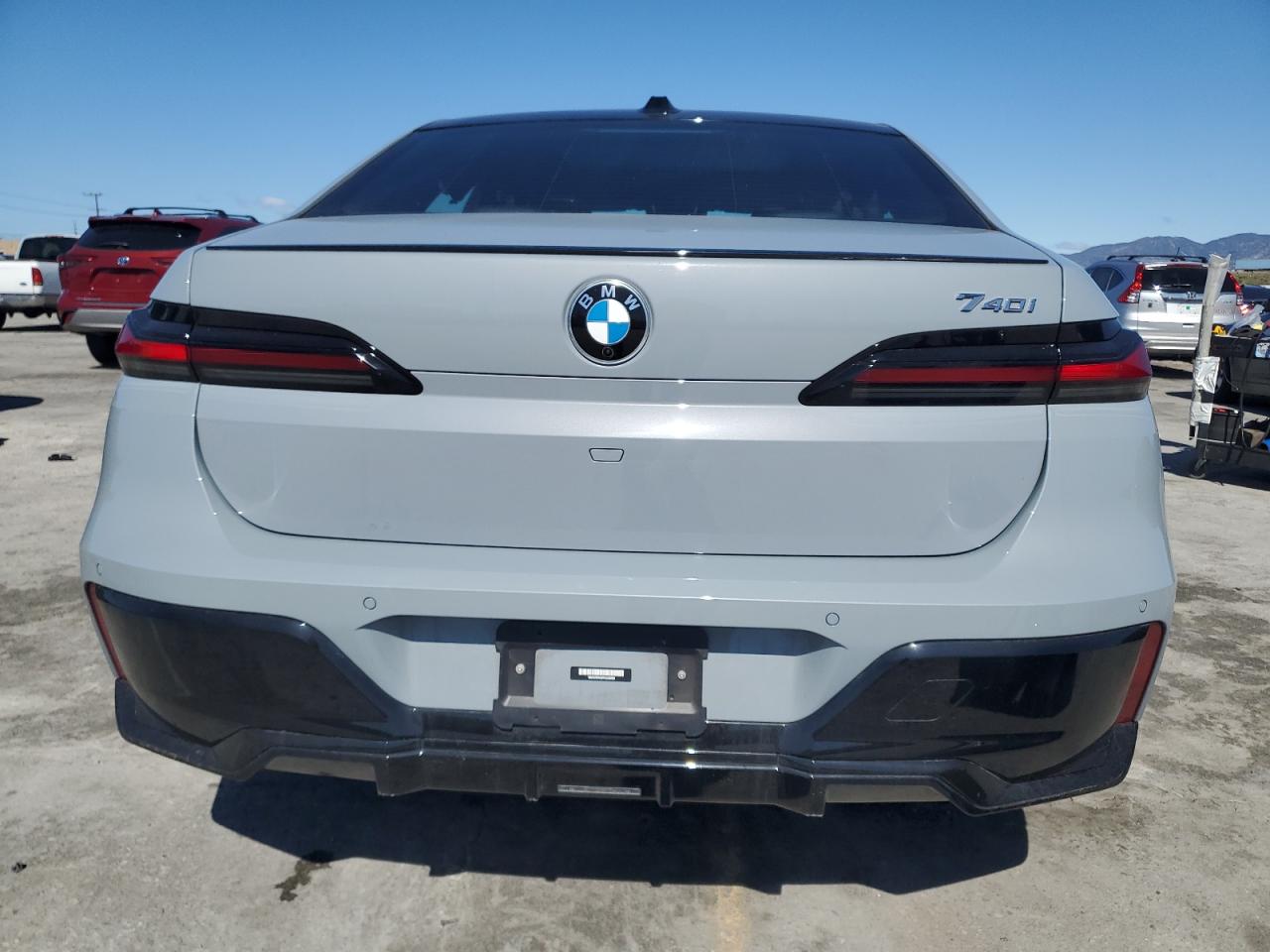 2023 BMW 7er VIN WBA23EH02PCL92695 Copart auction photo, front end damage thumbnail 6