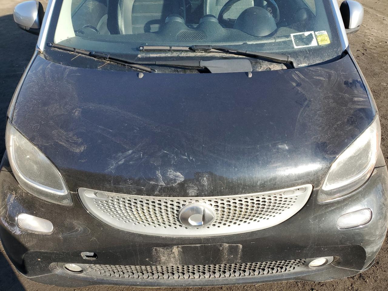 2016 Smart Fortwo VIN WMEFJ5DA8GK054203 Copart auction photo, top/roof / minor dent/scratches damage thumbnail 11