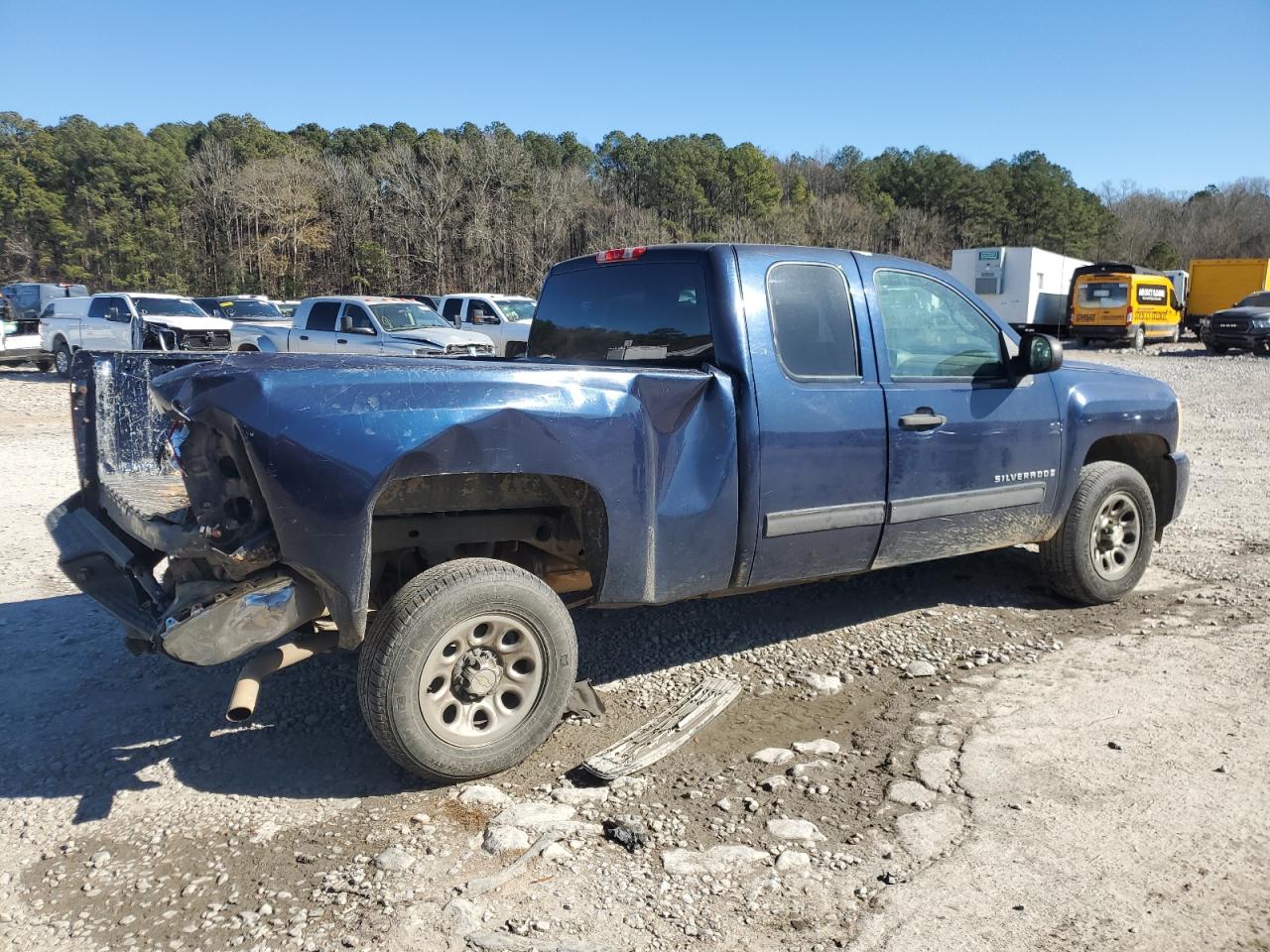 2009 Chevrolet Silverado VIN 1GCEC19C29Z214125 Copart auction photo, rear end / side damage thumbnail 3