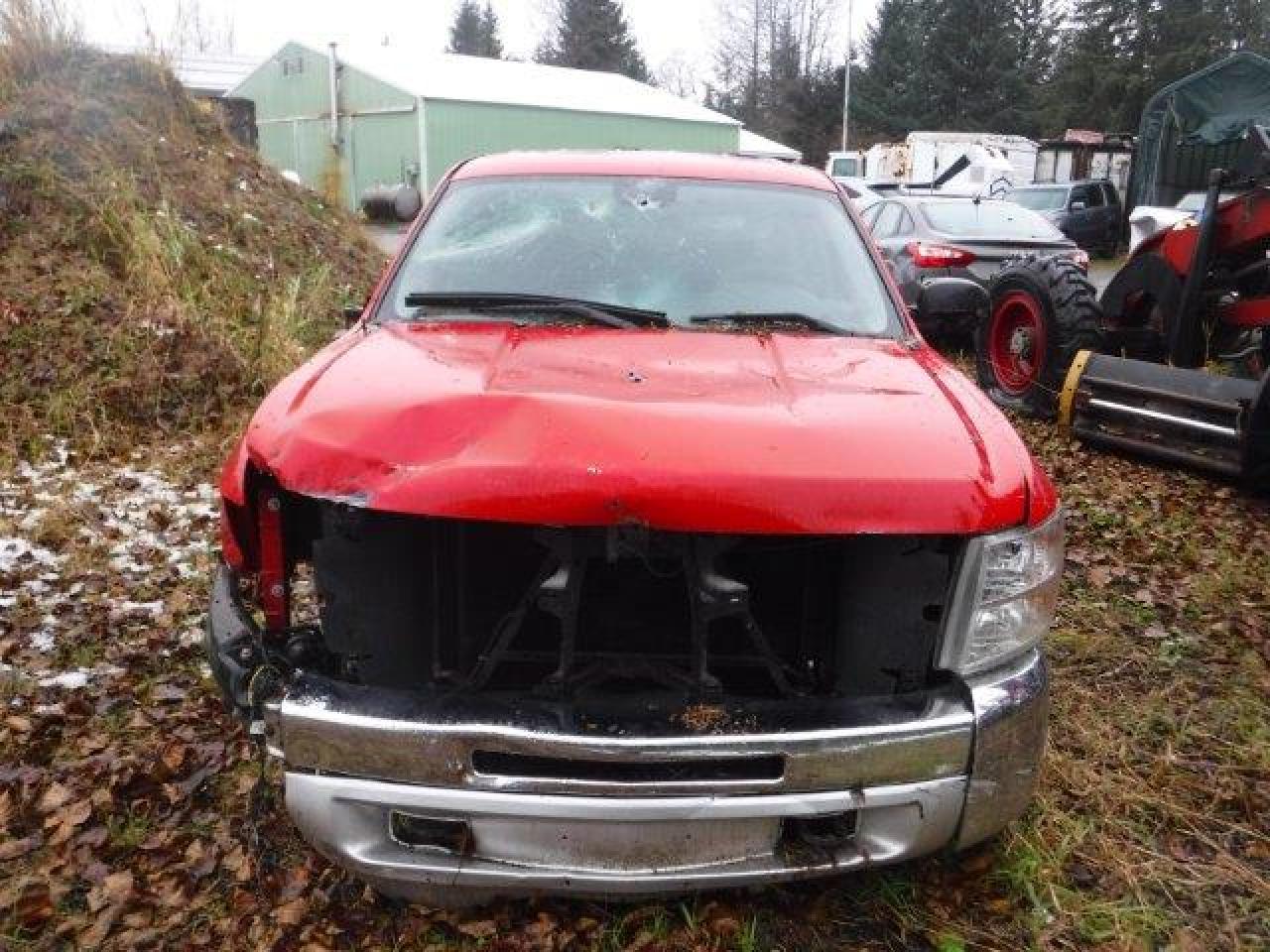 2012 Chevrolet Silverado VIN 3GCPKSE75CG287782 Copart auction photo, vandalism damage thumbnail 5