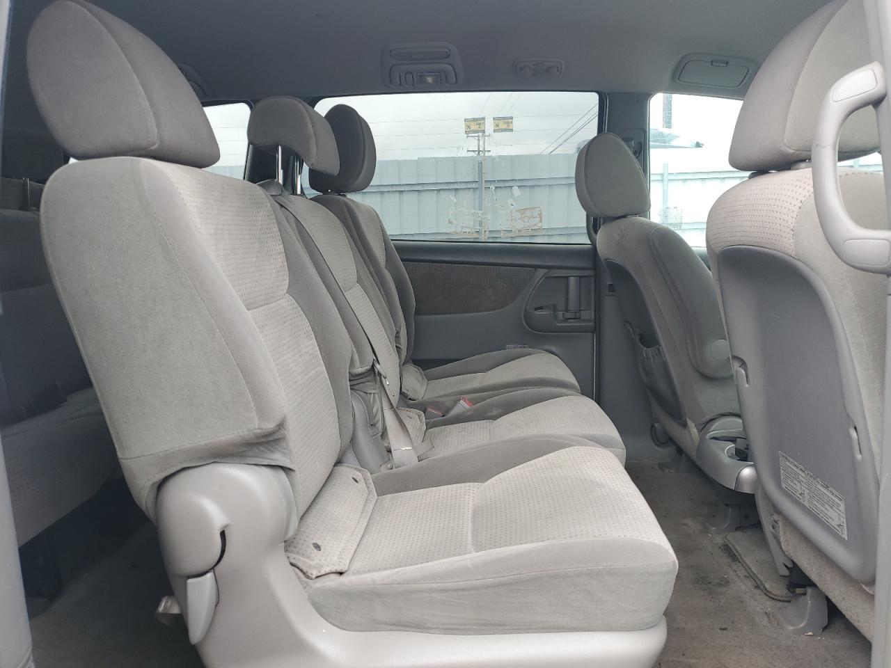 2010 Toyota Sienna VIN 5TDKK4CC7AS299503 Copart auction photo, rear end damage thumbnail 11