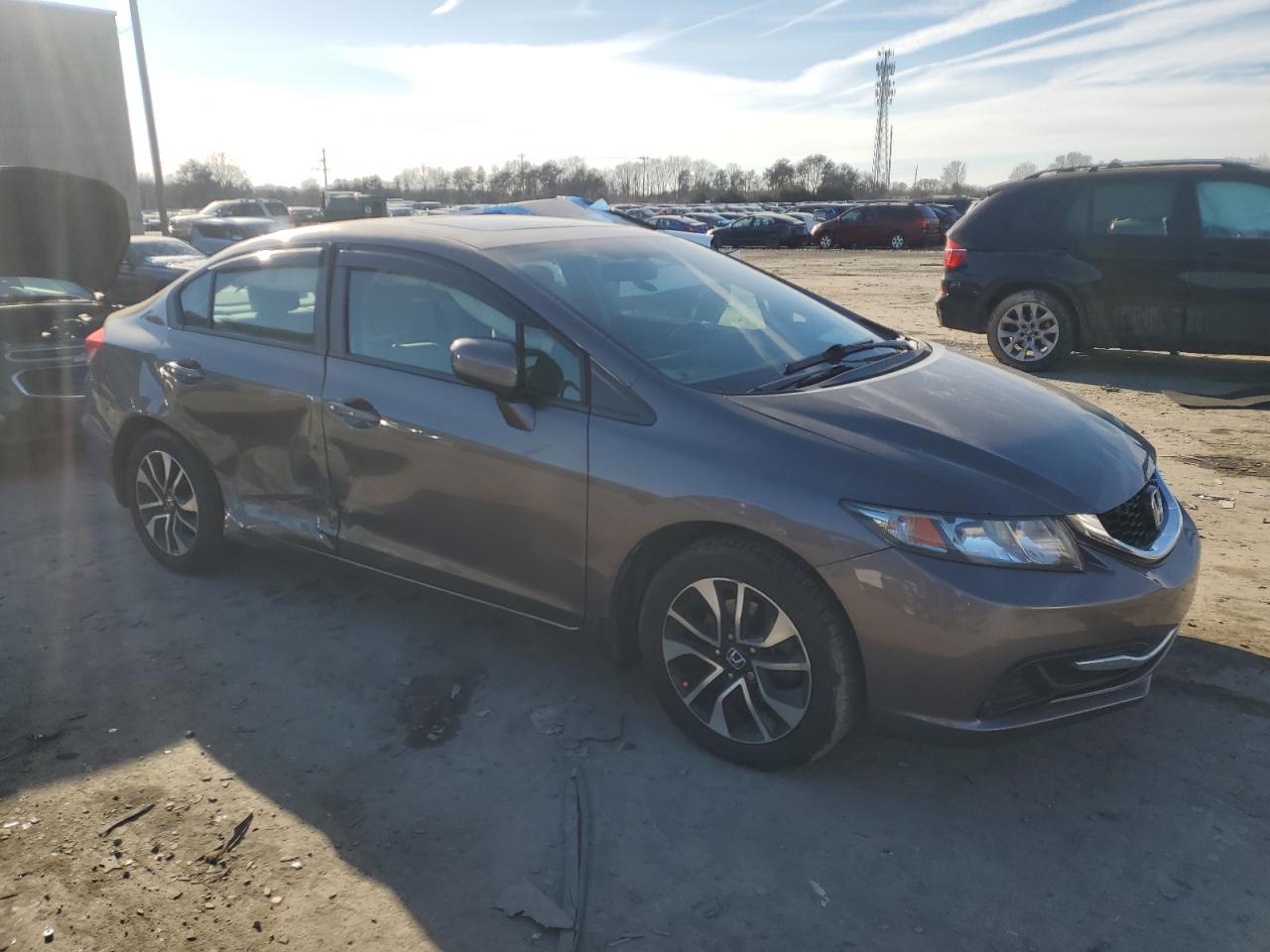 2015 Honda Civic VIN 19XFB2F89FE207032 Copart auction photo, side / minor dent/scratches damage thumbnail 4