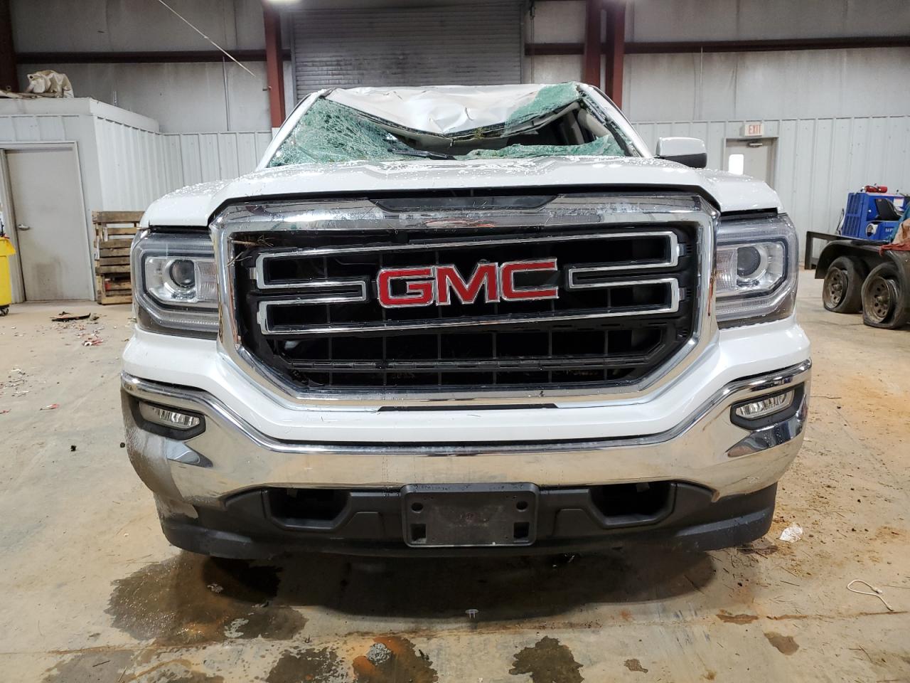 2016 GMC Sierra VIN 3GTU2MEC8GG186303 Copart auction photo, top/roof / all over damage thumbnail 5