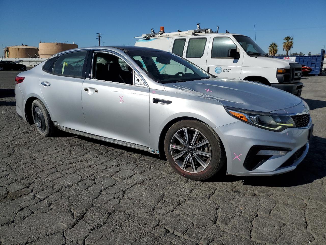 2019 KIA Optima VIN 5XXGU4L11KG313090 Copart auction photo, side damage thumbnail 4