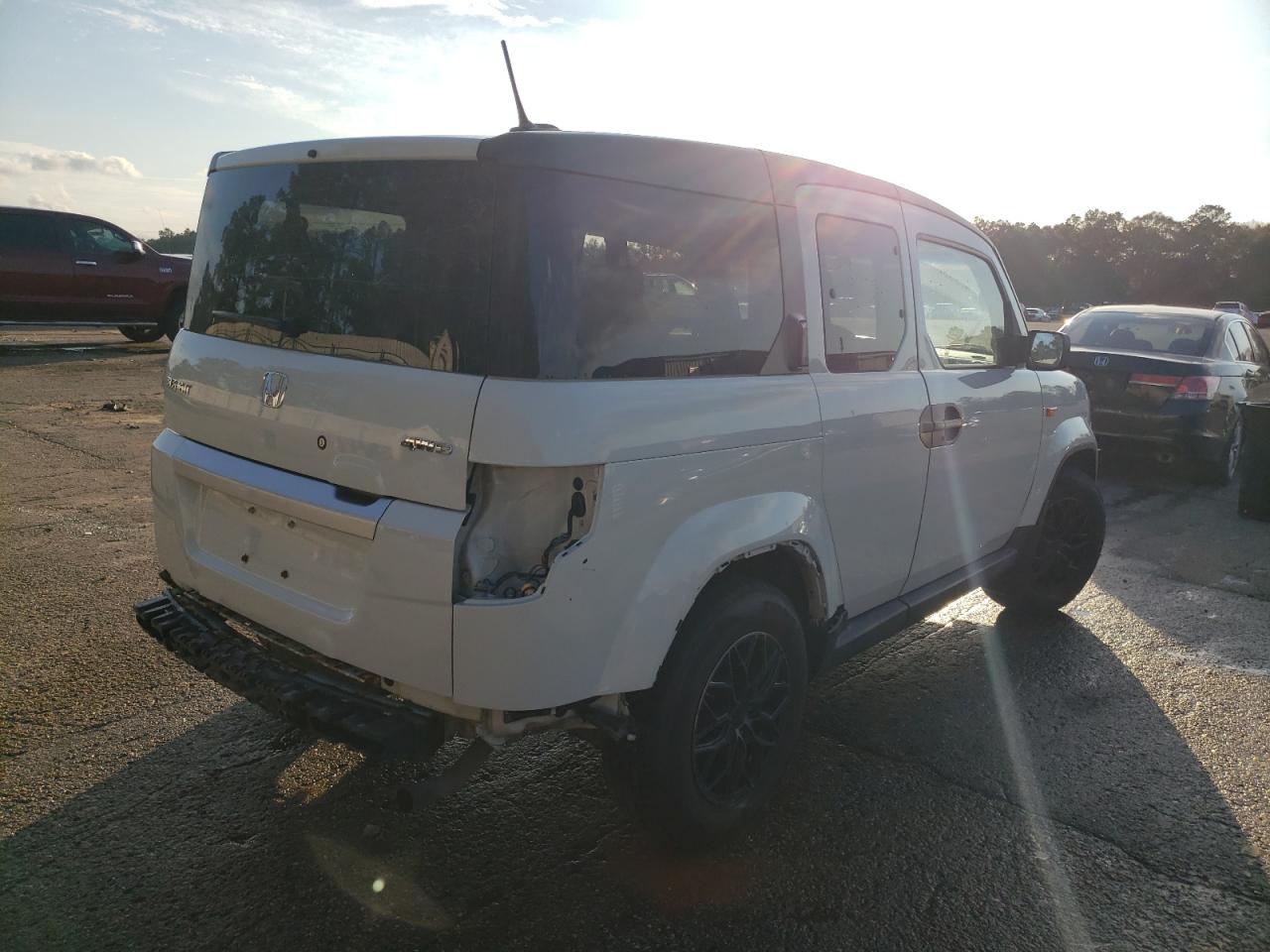 2010 Honda Element VIN 5J6YH2H70AL006299 Copart auction photo, stripped damage thumbnail 3
