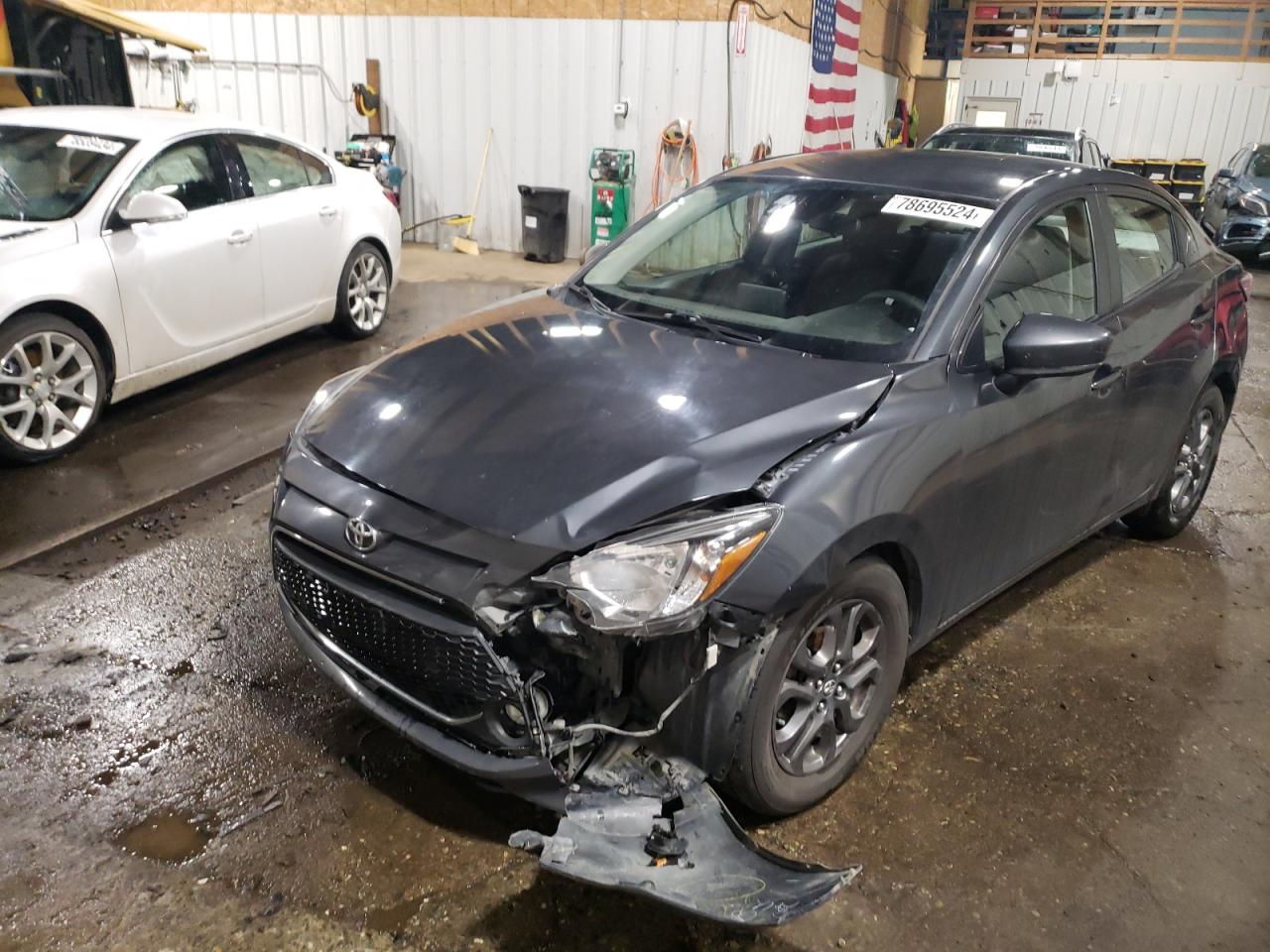 2019 Toyota Yaris VIN 3MYDLBYV8KY527153