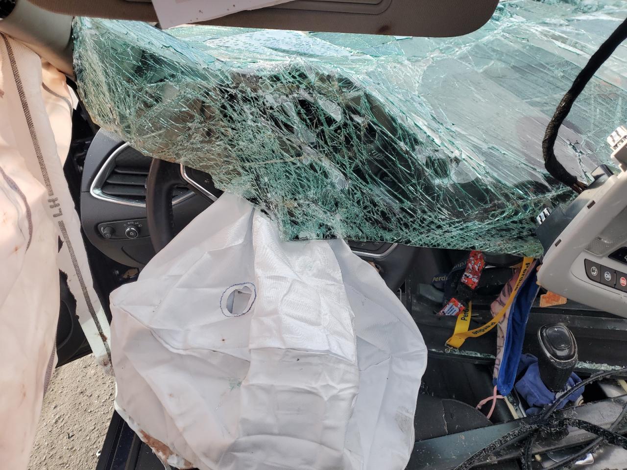 2016 Chevrolet Malibu VIN 1G1ZE5STXGF312095 Copart auction photo, all over / rollover damage thumbnail 9