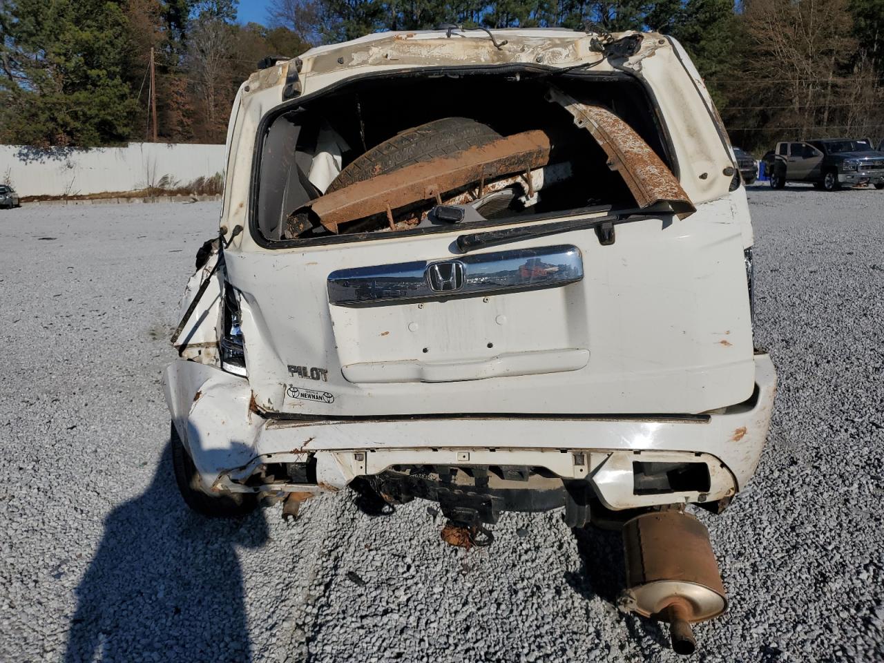 2013 Honda Pilot VIN 5FNYF3H66DB002094 Copart auction photo, all over damage thumbnail 6