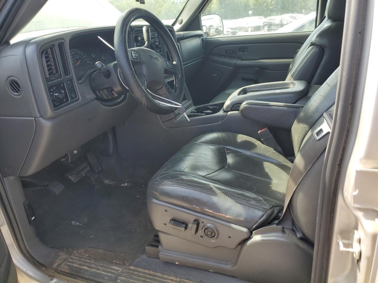 2005 GMC Sierra VIN 2GTEC13T851119466 Copart auction photo, front end damage thumbnail 7