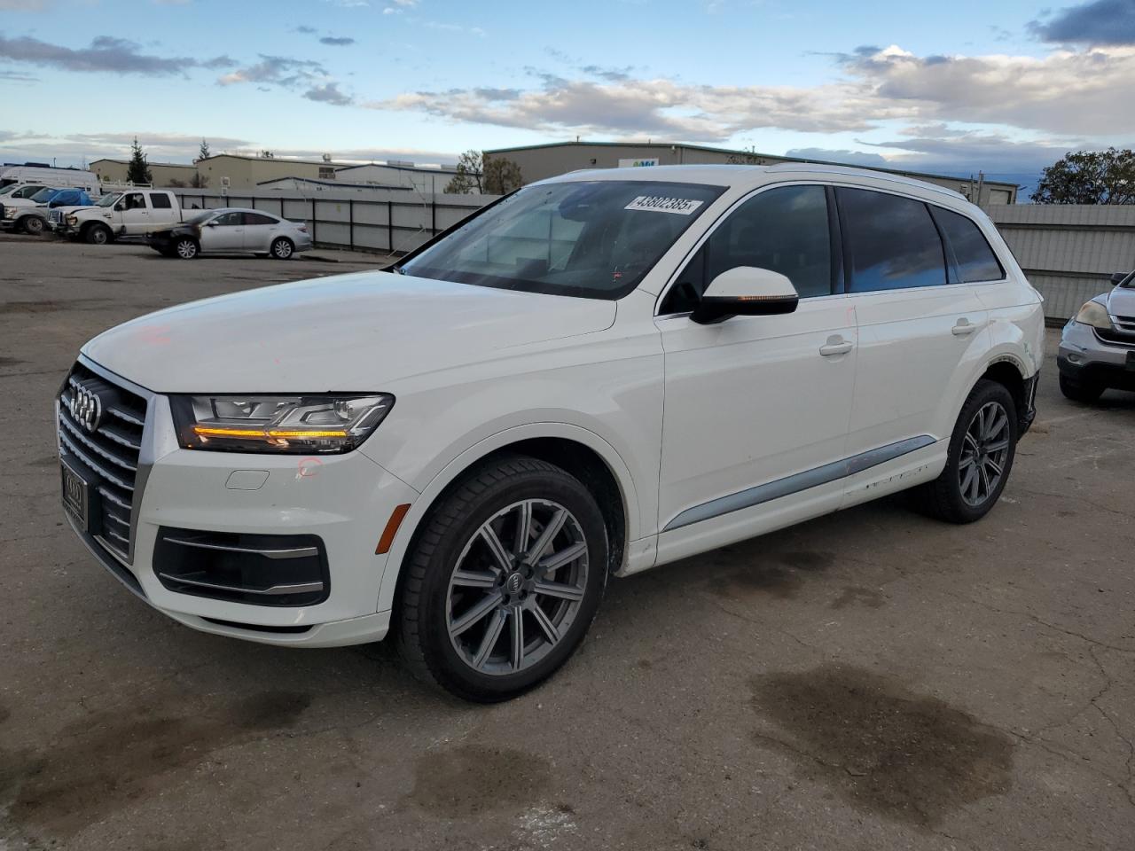 2017 Audi Q7 VIN WA1LAAF75HD055997