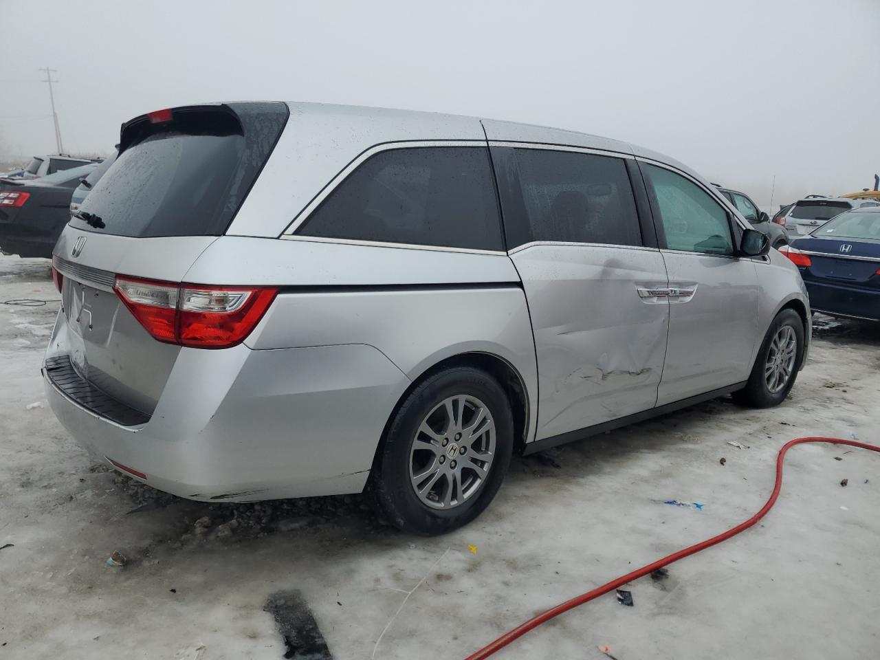 2011 Honda Odyssey VIN 5FNRL5H67BB088795 Copart auction photo, side / minor dent/scratches damage thumbnail 3