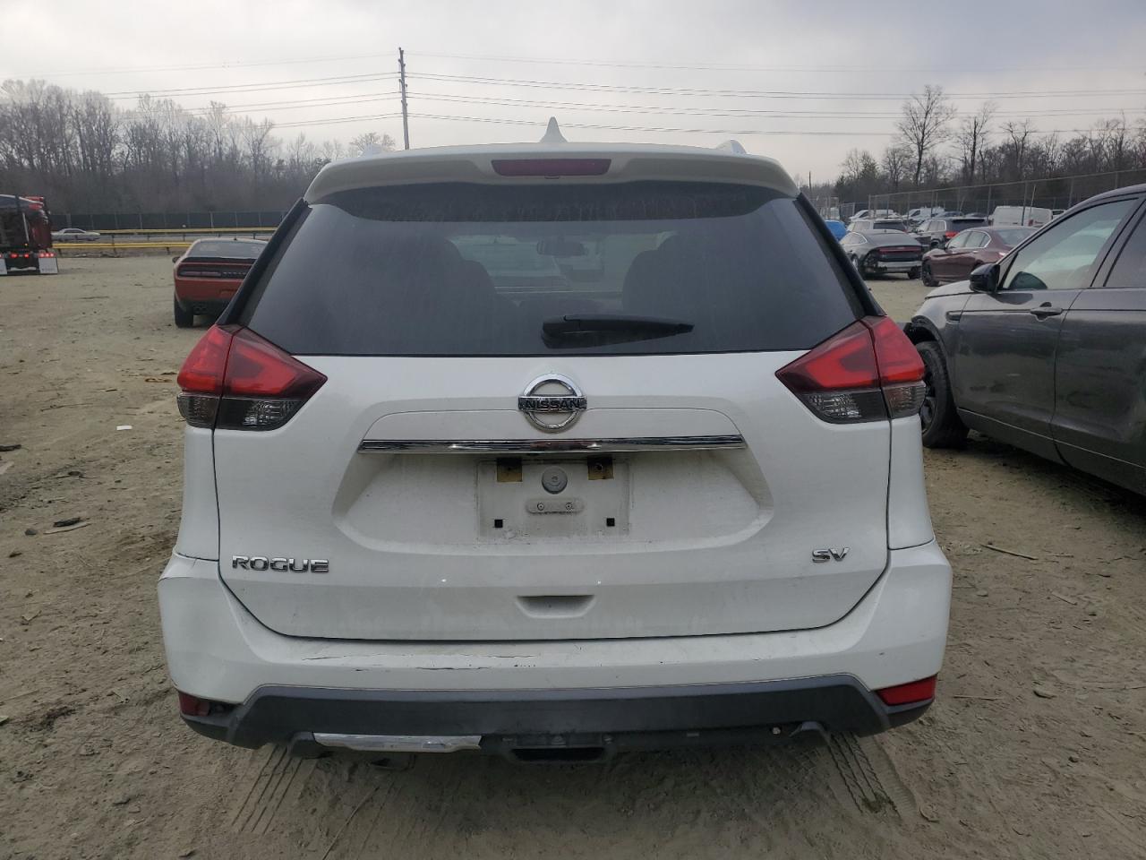 2017 Nissan Rogue VIN KNMAT2MT5HP589996 Copart auction photo, front end / minor dent/scratches damage thumbnail 6