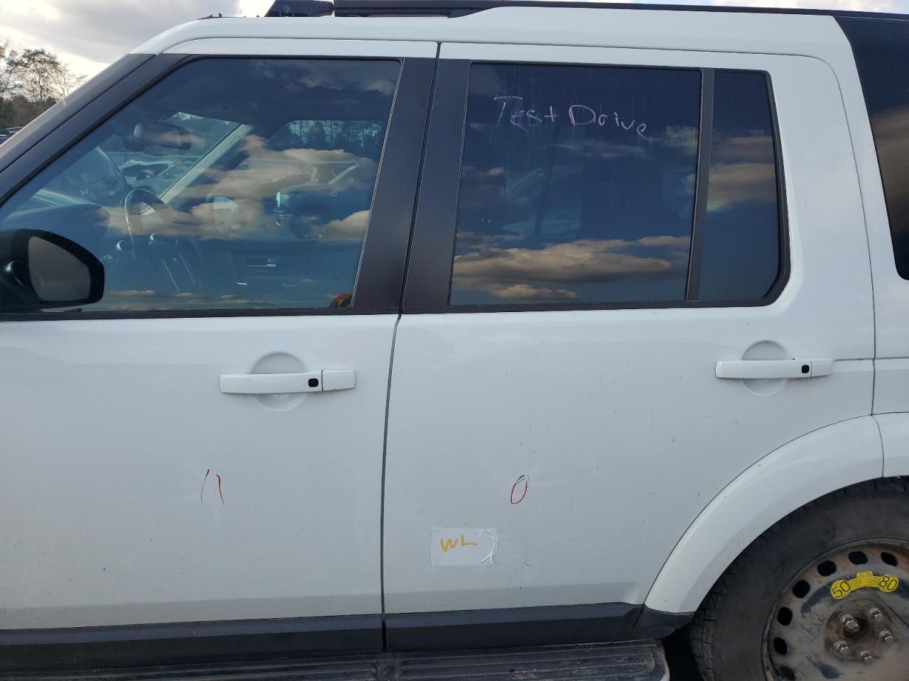2015 Land Rover LR4 VIN SALAK2V62FA758263 Copart auction photo, water/flood damage thumbnail 13