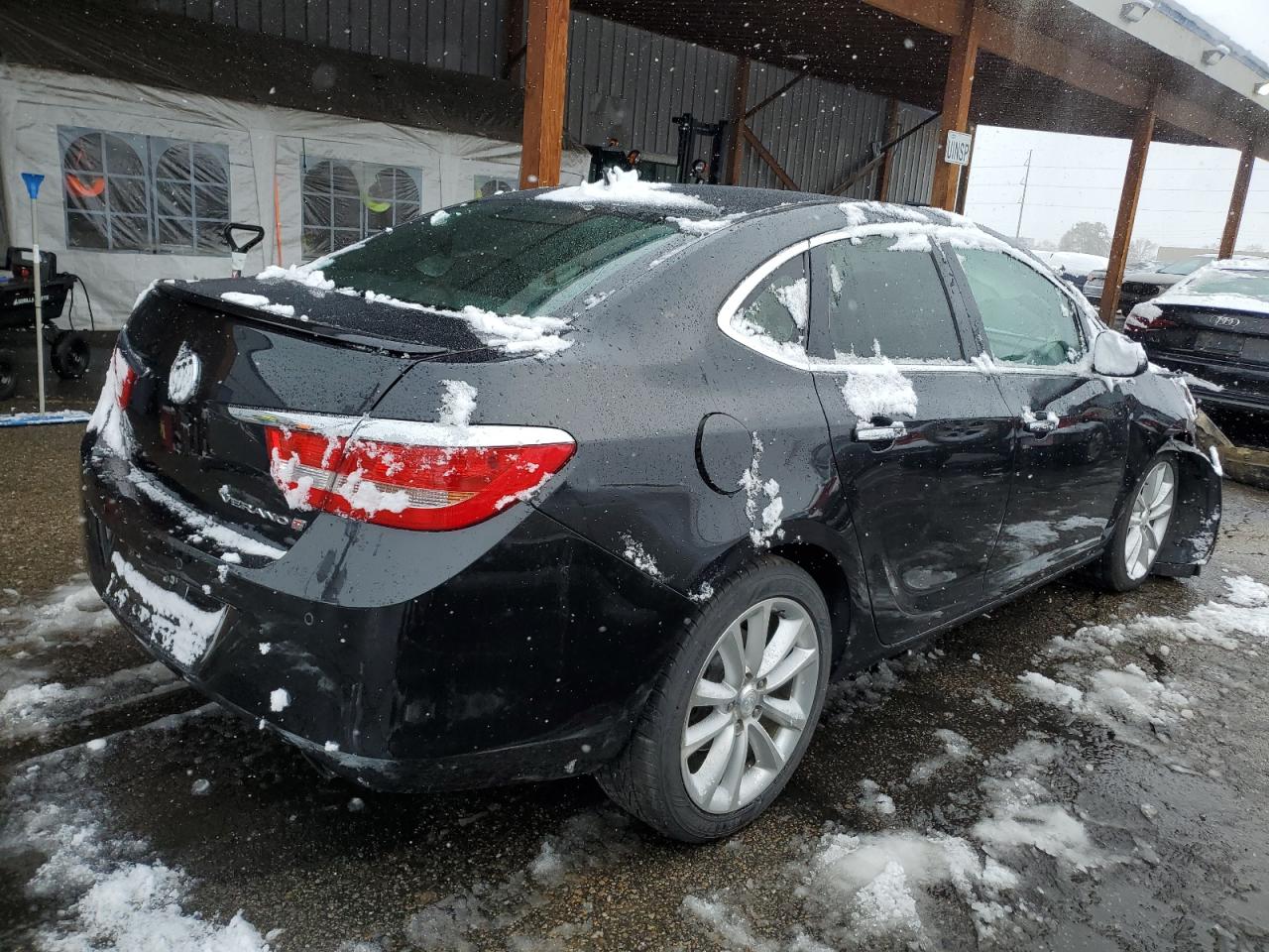 2014 Buick Verano VIN 1G4PT5SV4E4180686 Copart auction photo, front end / side damage thumbnail 3