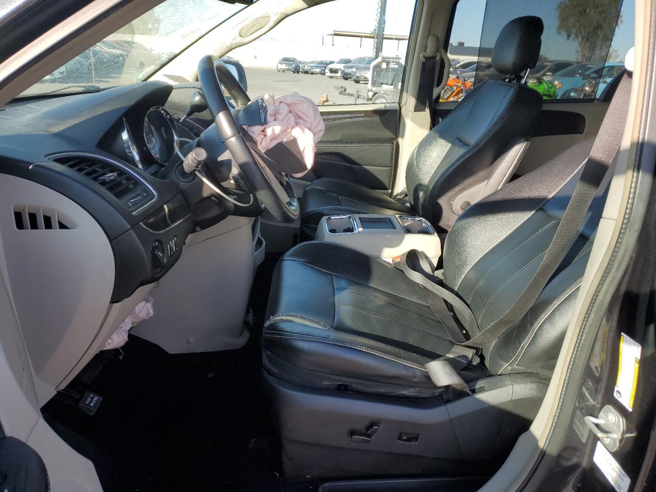 2014 Chrysler Town & Country VIN 2C4RC1BG9ER297829 Copart auction photo, front end / side damage thumbnail 7