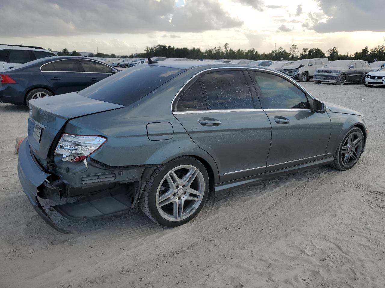 2012 Mercedes-Benz C-klasse VIN WDDGF4HB9CA614902 Copart auction photo, rear end damage thumbnail 3