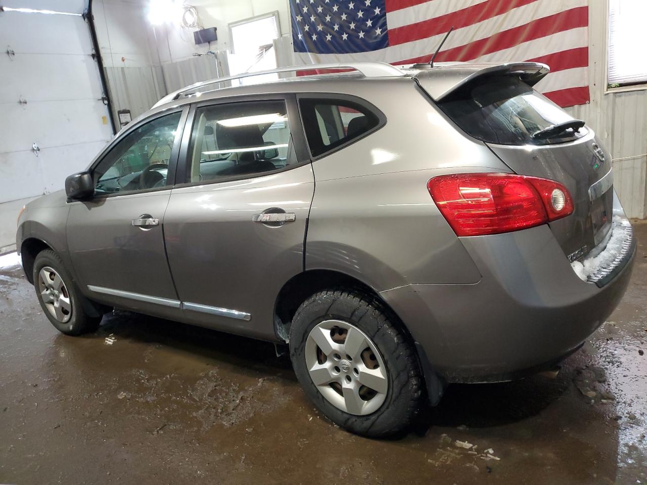2015 Nissan Rogue VIN JN8AS5MVXFW260739 Copart auction photo, side / rear end damage thumbnail 2