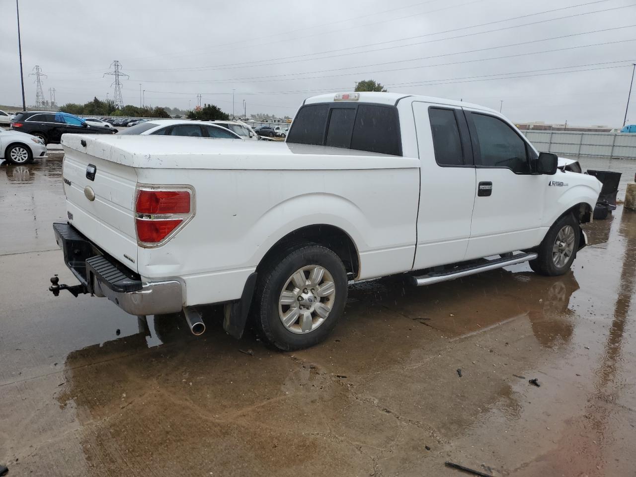 2011 Ford F-150 VIN 1FTEX1CM0BFB55895 Copart auction photo, front end / minor dent/scratches damage thumbnail 3