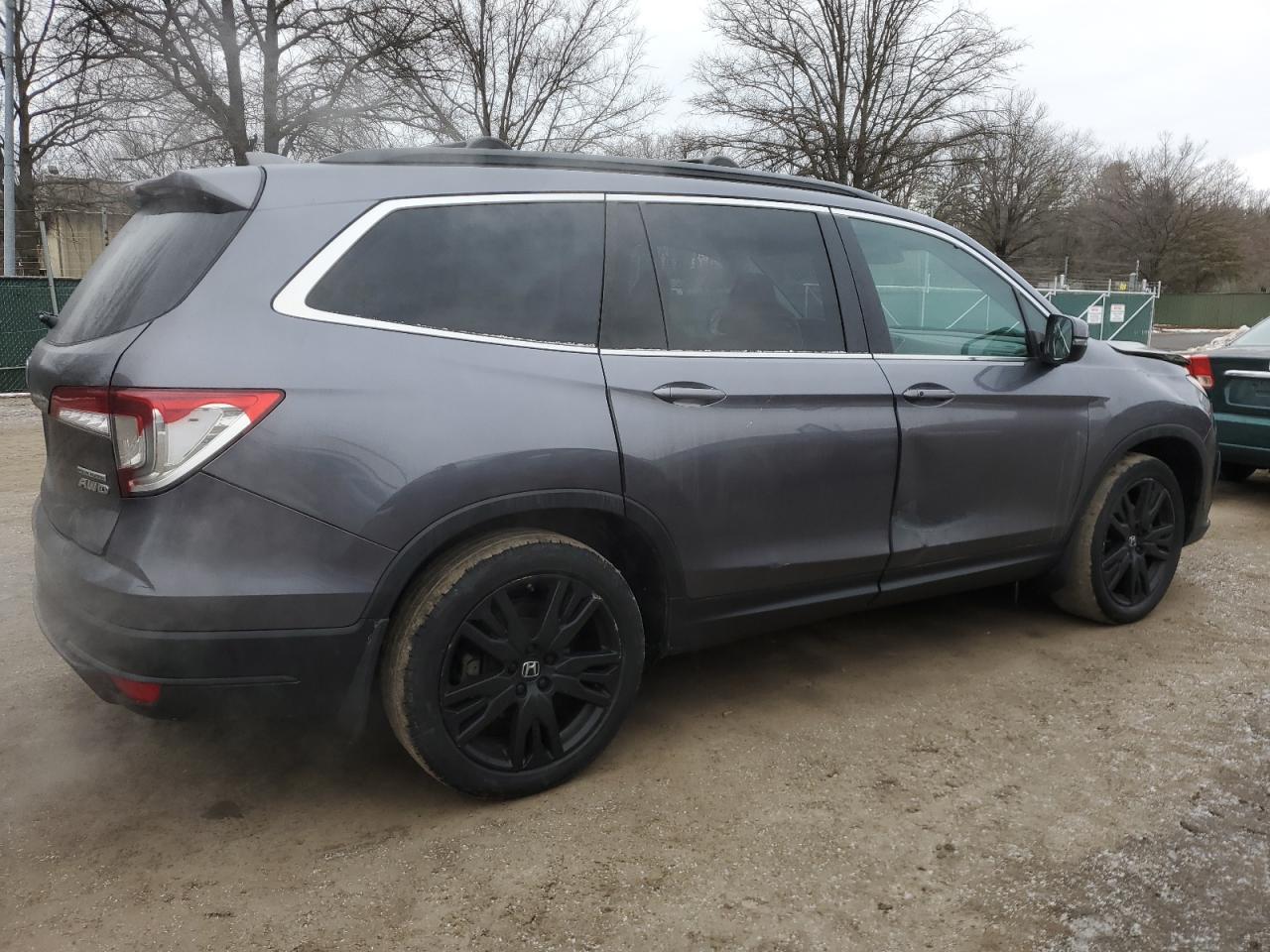 2022 Honda Pilot VIN 5FNYF6H2XNB039150 Copart auction photo, front end / side damage thumbnail 3