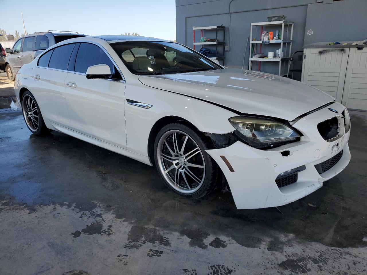 2013 BMW 6er VIN WBA6A0C51DDF14212 Copart auction photo, front end damage thumbnail 4