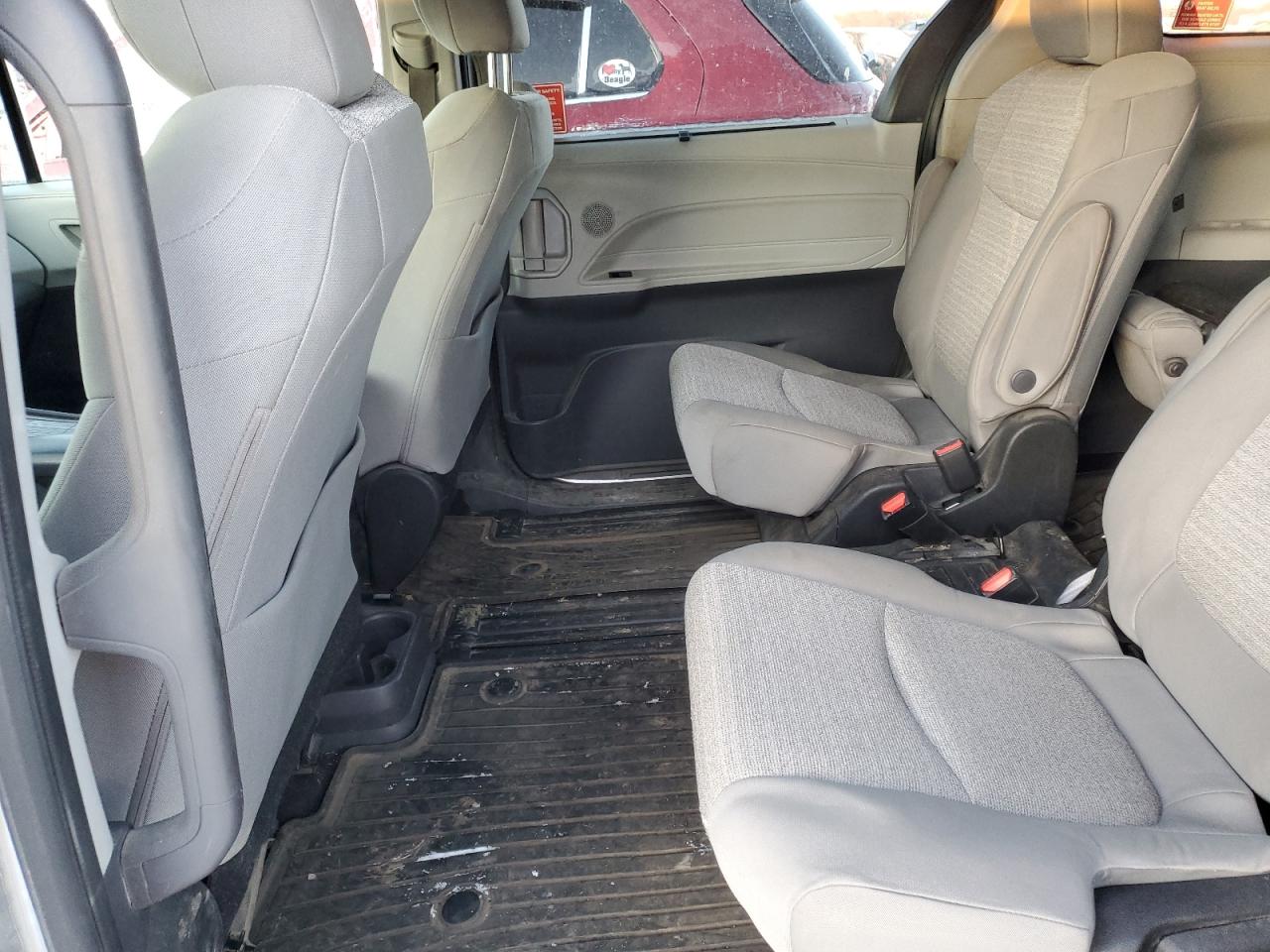 2022 Toyota Sienna VIN 5TDKSKFC3NS062920 Copart auction photo, front end / rear end damage thumbnail 11