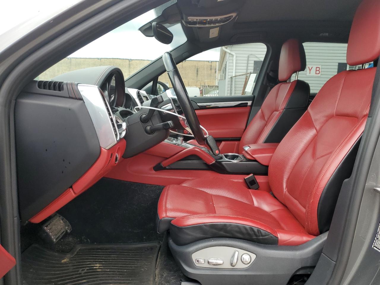 2016 Porsche Cayenne VIN WP1AB2A20GLA92924 Copart auction photo, front end damage thumbnail 7