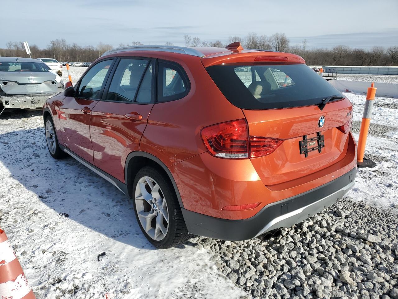 2014 BMW X1 VIN WBAVL1C58EVY22188 Copart auction photo, minor dent/scratches damage thumbnail 2