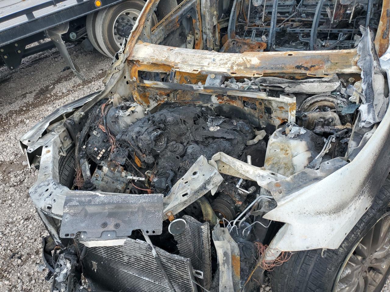 2017 Jeep Grand Cherokee VIN 1C4RJFJG7HC602035 Copart auction photo, burn damage thumbnail 12