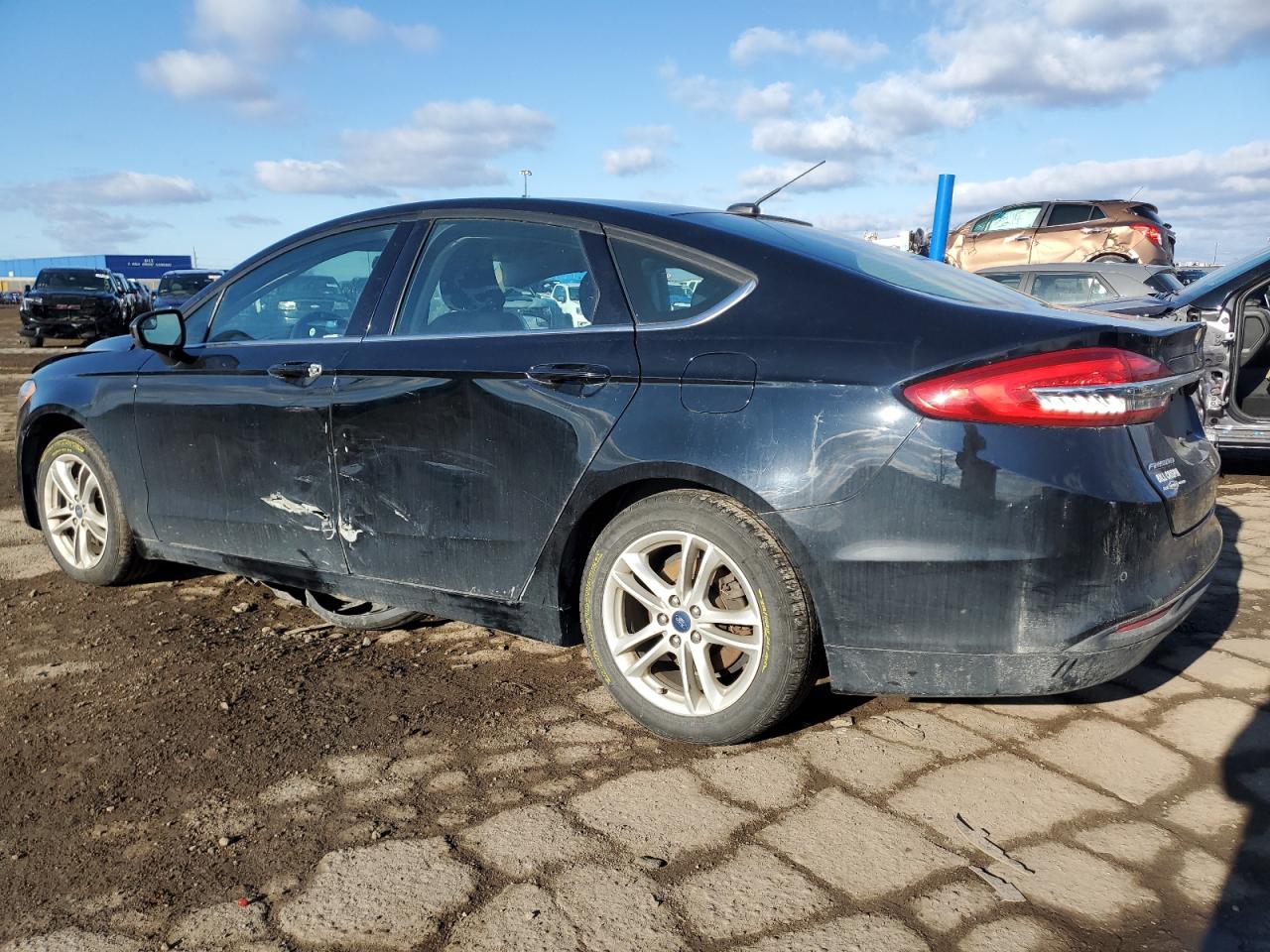 2018 Ford Fusion VIN 3FA6P0H77JR179975 Copart auction photo, front end / side damage thumbnail 2