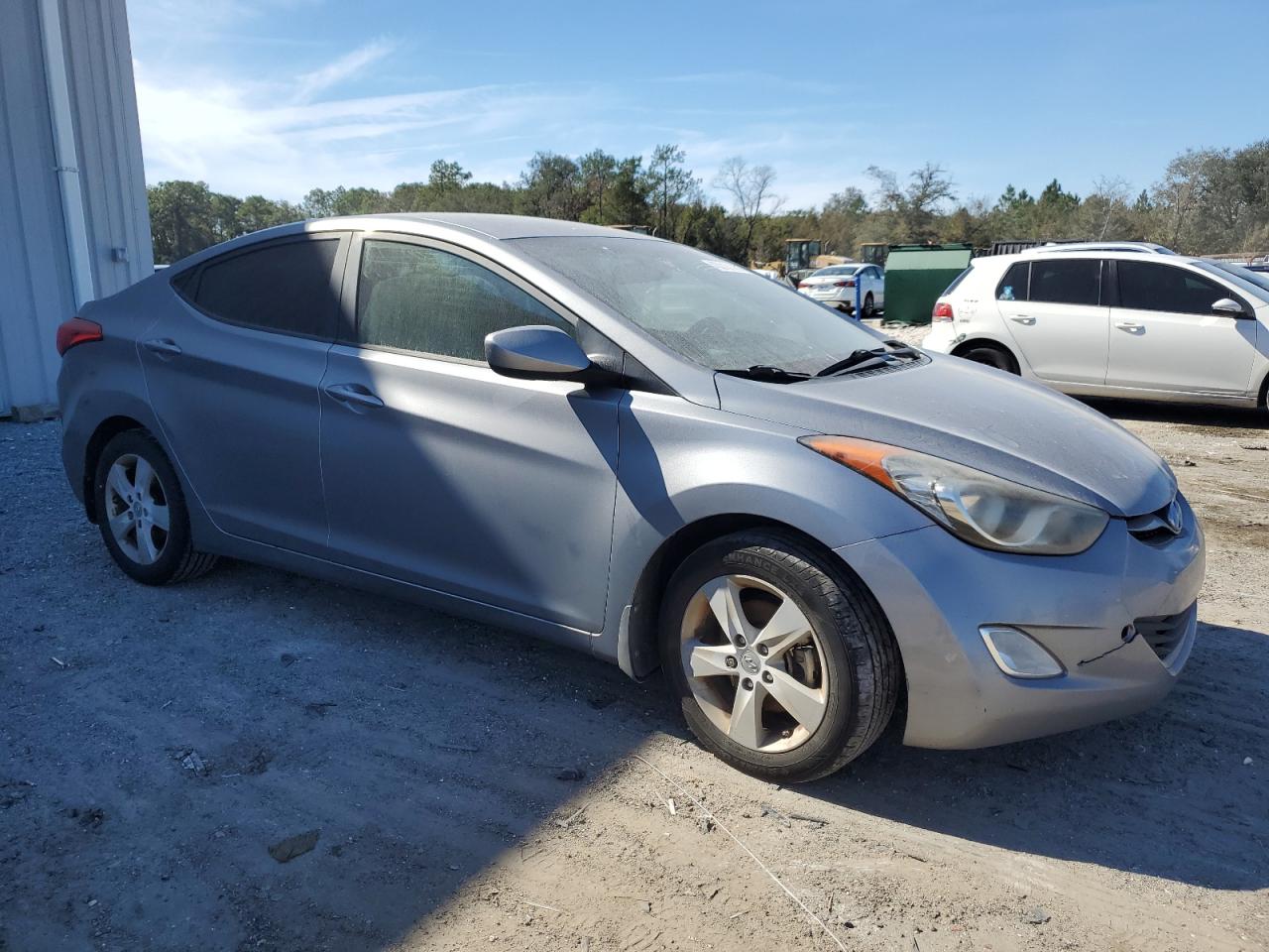2013 Hyundai Elantra VIN KMHDH4AE2DU662510 Copart auction photo, minor dent/scratches damage thumbnail 4