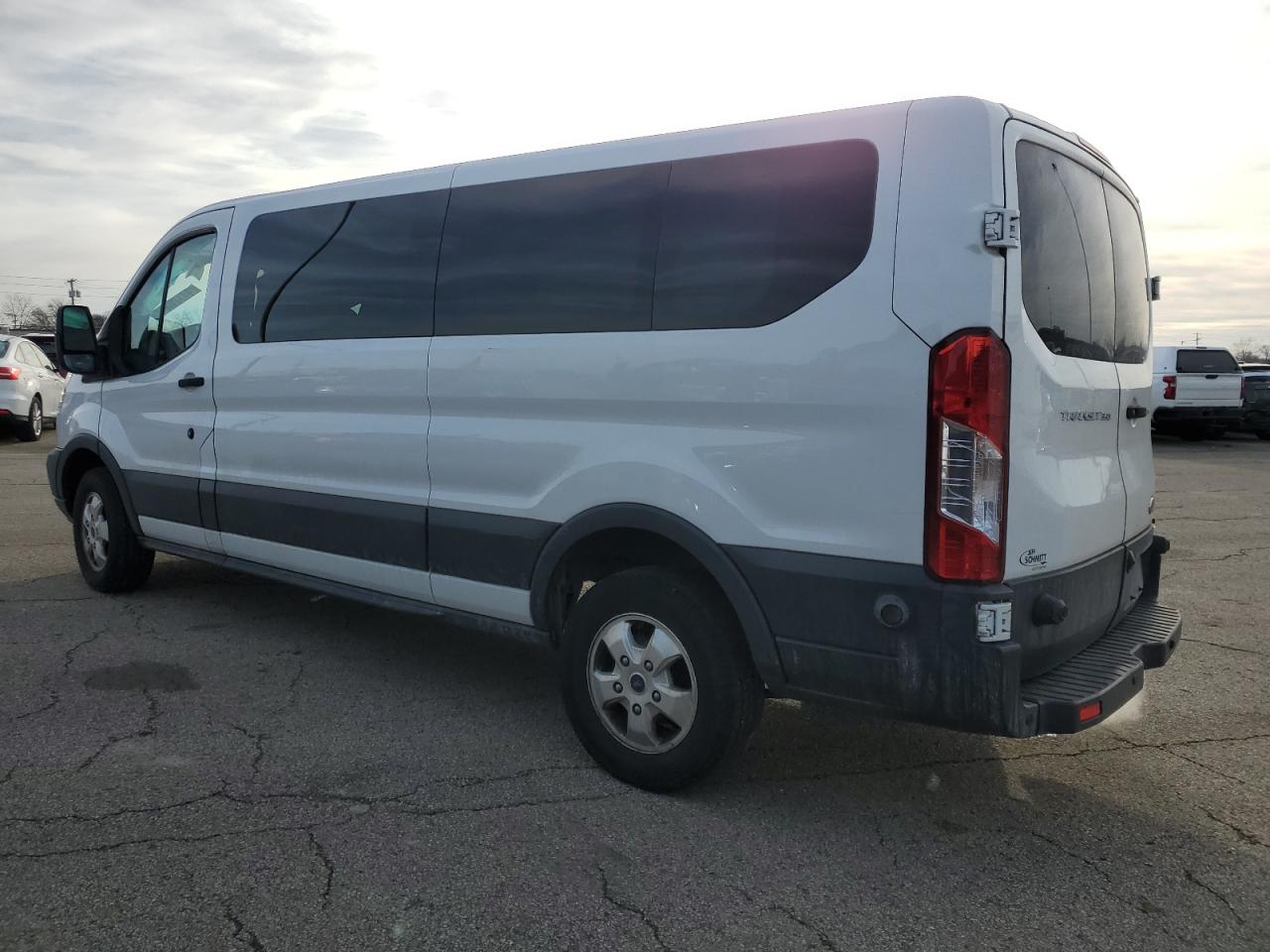 2018 Ford Transit VIN 1FBZX2YM2JKA87626 Copart auction photo, rear end damage thumbnail 2