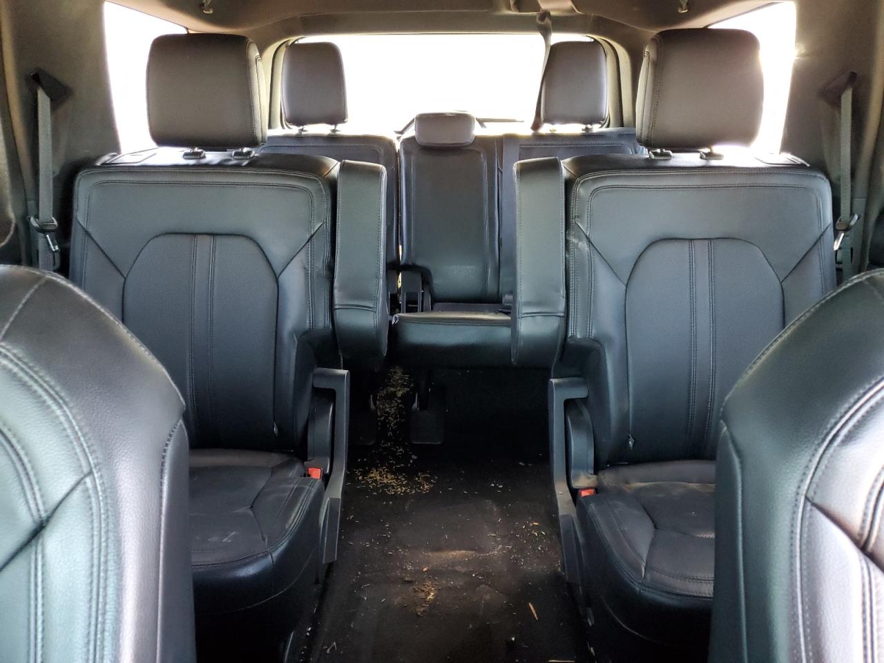 2018 Ford Expedition VIN 1FMJU2AT3JEA33622 Copart auction photo, front end / minor dent/scratches damage thumbnail 10
