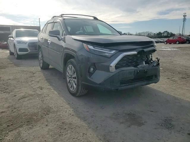 2024 Toyota RAV 4 VIN 2T3A1RFVXRC435546 Copart auction photo, front end / minor dent/scratches damage thumbnail 12