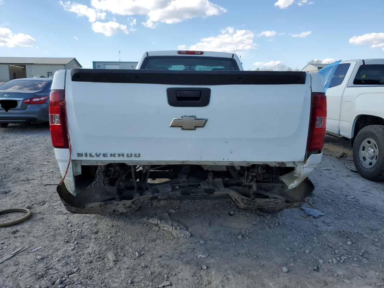 2008 Chevrolet Silverado VIN 1GCEC14C88Z256269 Copart auction photo, rear end damage thumbnail 6