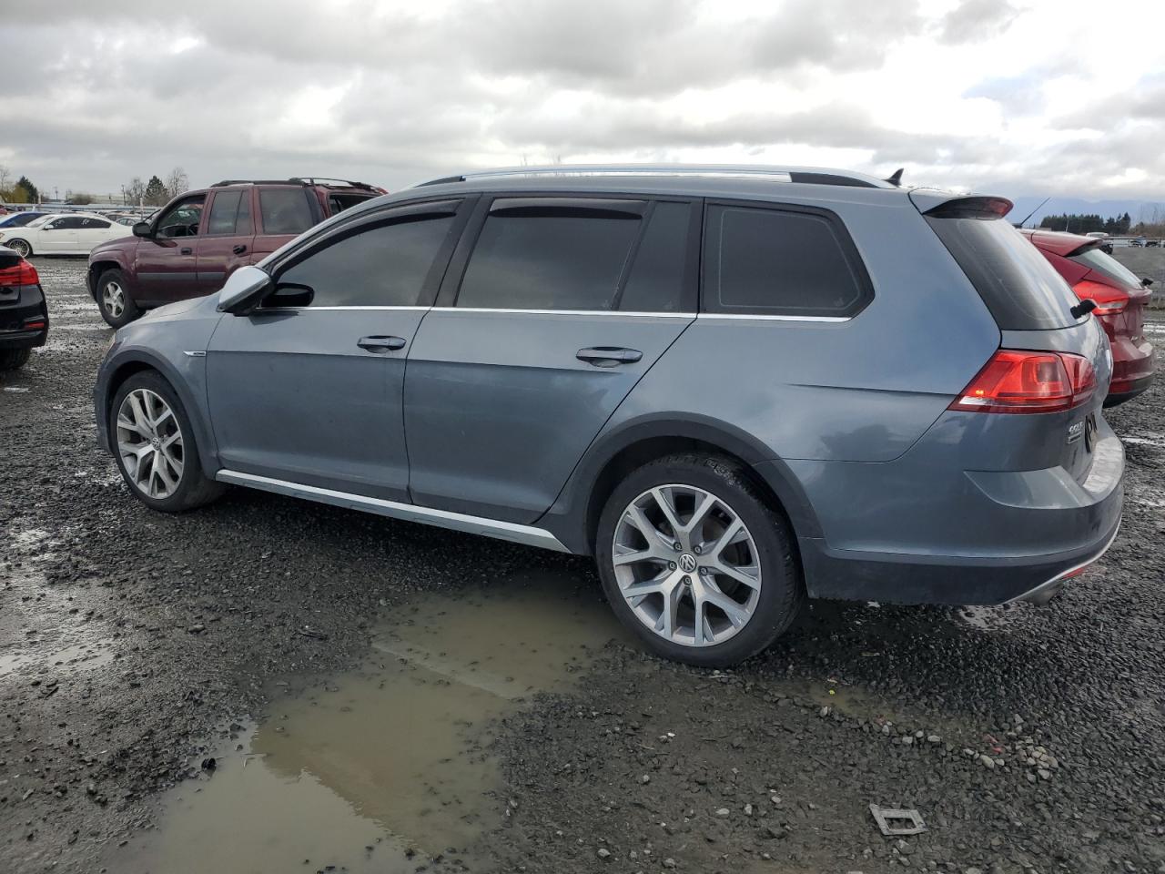 2017 Volkswagen Golf VIN 3VWH17AU1HM528954 Copart auction photo, front end / undercarriage damage thumbnail 2