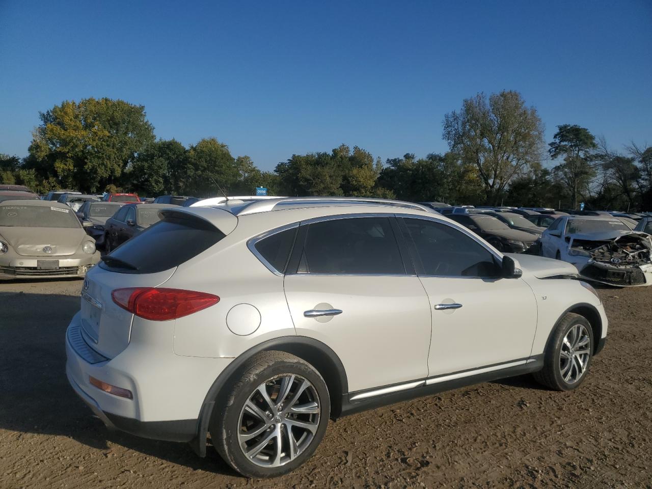 2017 Infiniti QX50 VIN JN1BJ0RR3HM413402 Copart auction photo, front end damage thumbnail 3