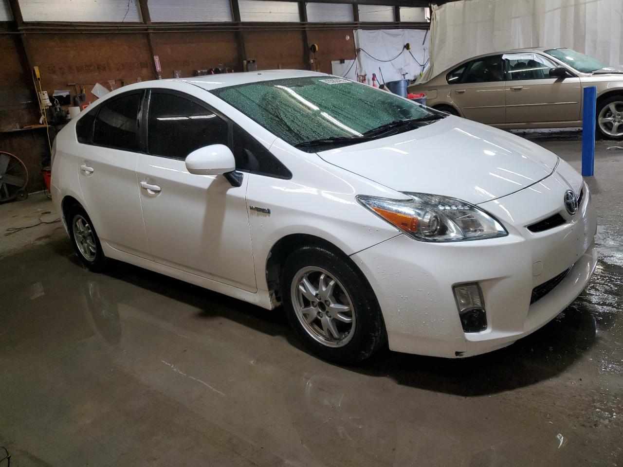 2010 Toyota Prius VIN JTDKN3DU6A0137549 Copart auction photo, front end / side damage thumbnail 4
