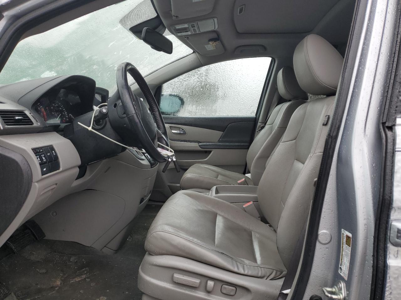 2017 Honda Odyssey VIN 5FNRL5H69HB017655 Copart auction photo, front end / minor dent/scratches damage thumbnail 7