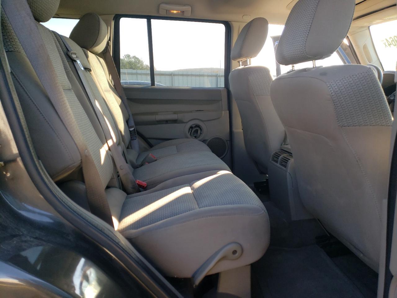2006 Jeep Commander VIN 1J8HG48K76C349037 Copart auction photo, water/flood / undercarriage damage thumbnail 11