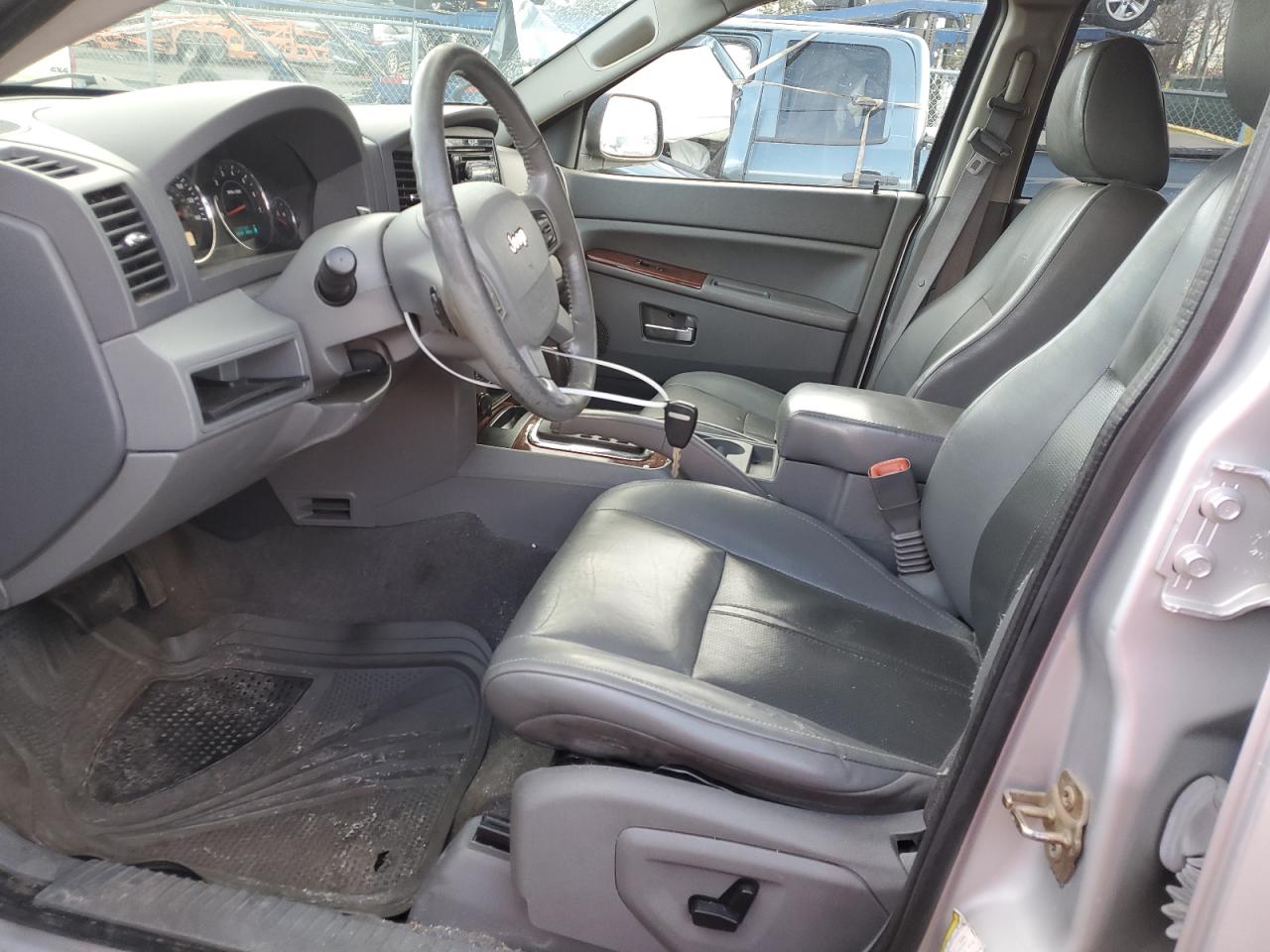 2007 Jeep Grand Cherokee VIN 1J8HR58237C569275 Copart auction photo, rear end damage thumbnail 7