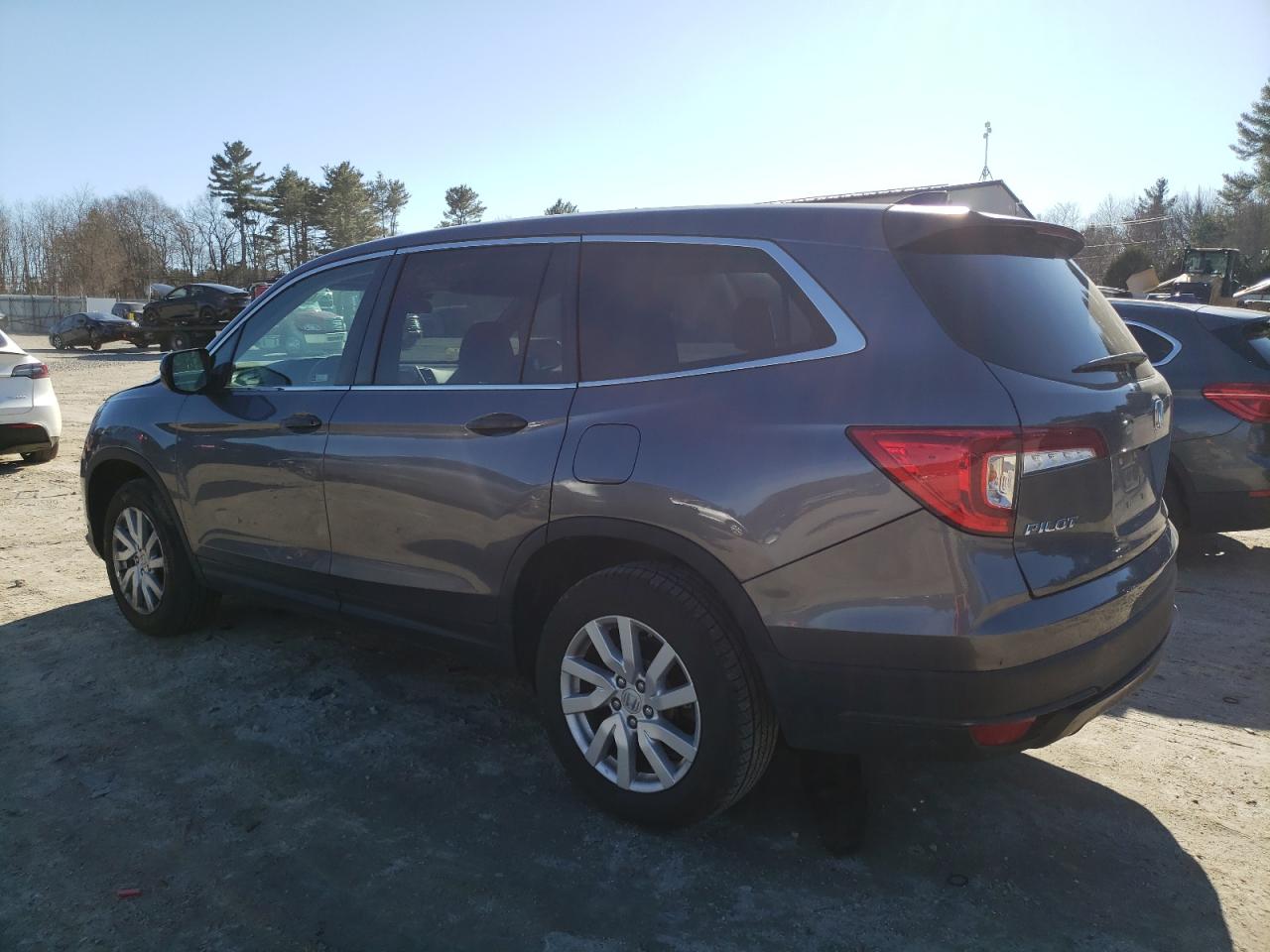 2020 Honda Pilot VIN 5FNYF6H12LB011881 Copart auction photo, front end / side damage thumbnail 2