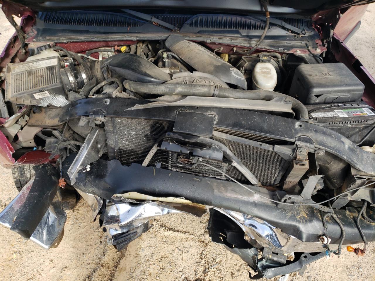 2004 Chevrolet Silverado VIN 1GCEK19T84E388638 Copart auction photo, front end / side damage thumbnail 13