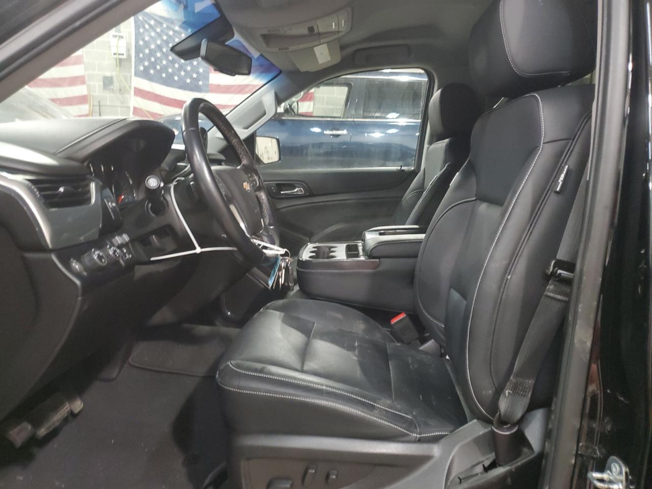 2019 Chevrolet Tahoe VIN 1GNSKAEC6KR277981 Copart auction photo, front end / side damage thumbnail 7